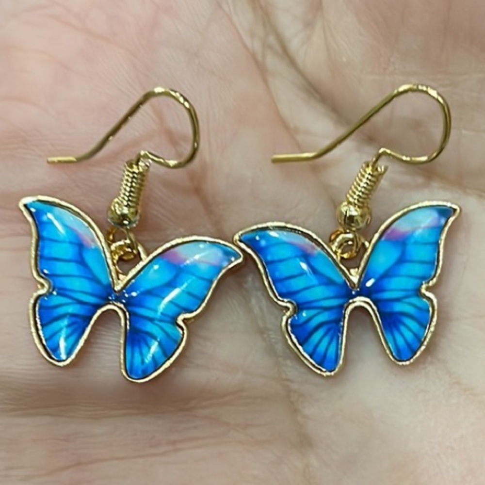 2/$29 or 3/$39 NWOT Small blue dangling butterfly earrings - Picture 2 of 2